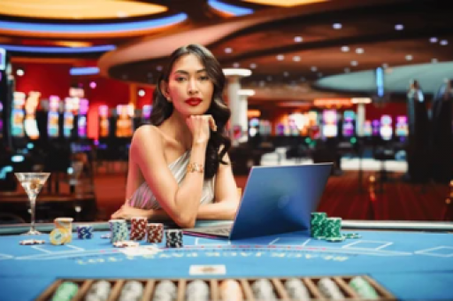 澳门六合美女六合彩图  第4张
